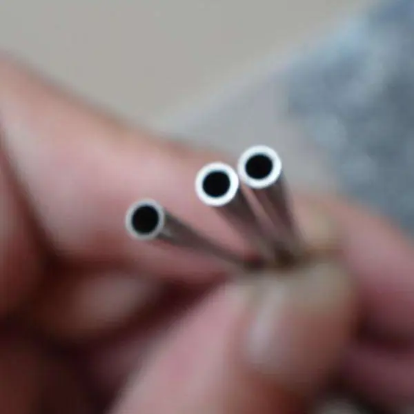 Cheapest Price ISO Seamless/Welded 202 Stainless Steel Pipe Featured Image